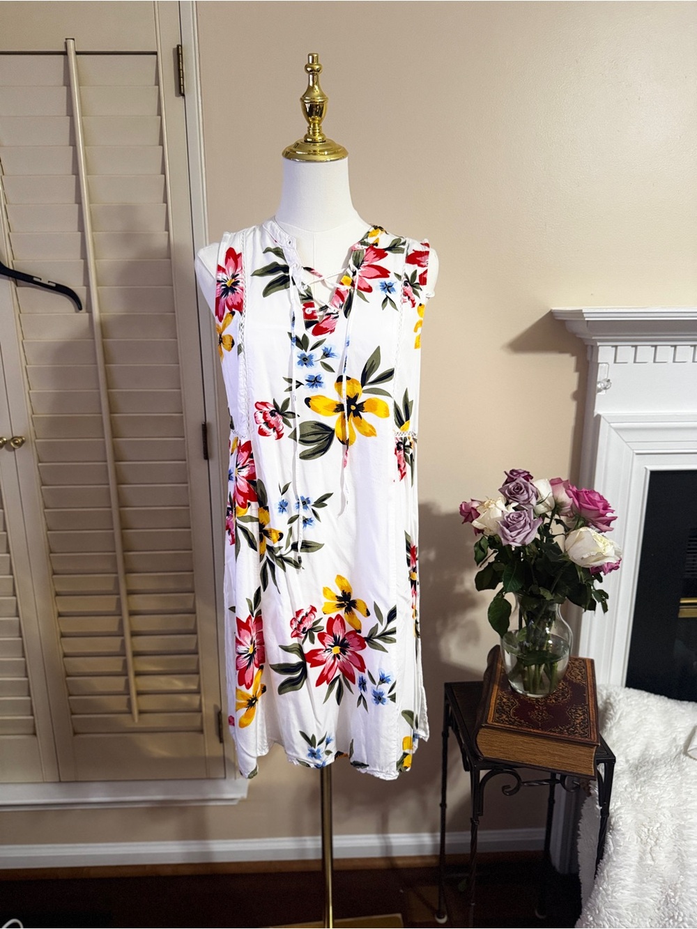 Old Navy White Floral Sleeveless Shift Dress with Yellow, Pink & Blue Blooms